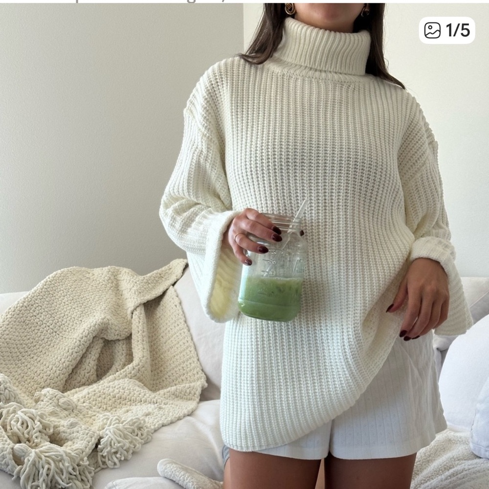NEW Commense Ivory/White Ribbed Tunic Turtleneck Oversized Sweater, Large